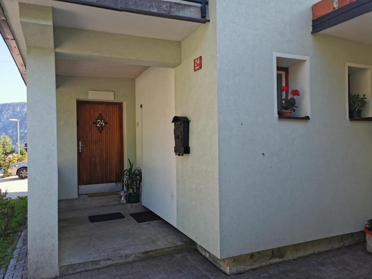 Apartma Rekar - A House, Where You Can Relax In The Embrace Of Nature 耶塞尼采 外观 照片