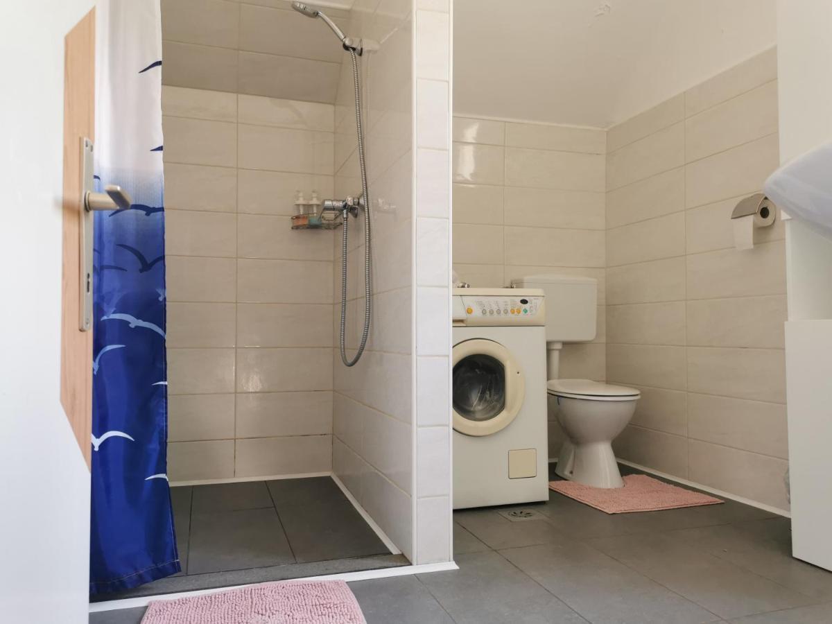 Apartma Rekar - A House, Where You Can Relax In The Embrace Of Nature 耶塞尼采 外观 照片